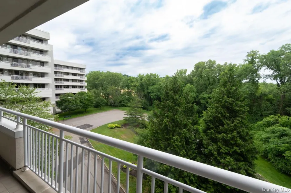 100 Harbor View Drive #251 Port Washington, NY 11050