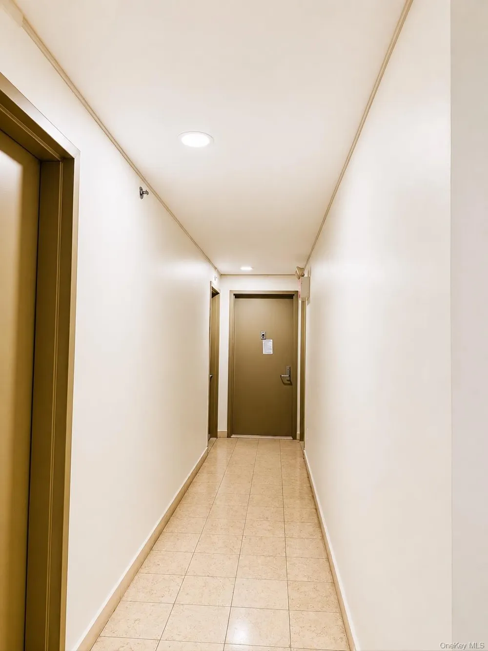 60-70 Woodhaven Boulevard #4I Elmhurst, NY 11373