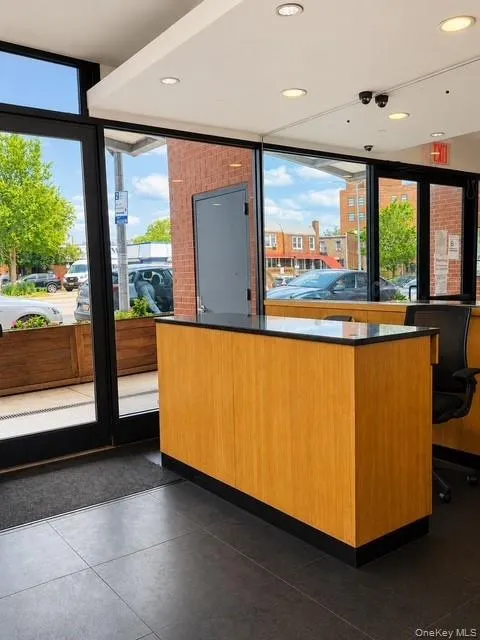 60-70 Woodhaven Boulevard #4I Elmhurst, NY 11373
