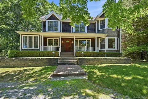 1195 Goose Creek Lane