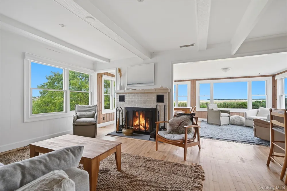 57 Moon Avenue Flanders, NY 11901