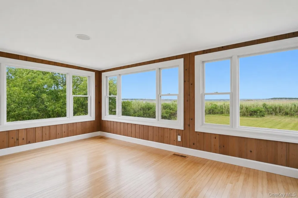 57 Moon Avenue Flanders, NY 11901