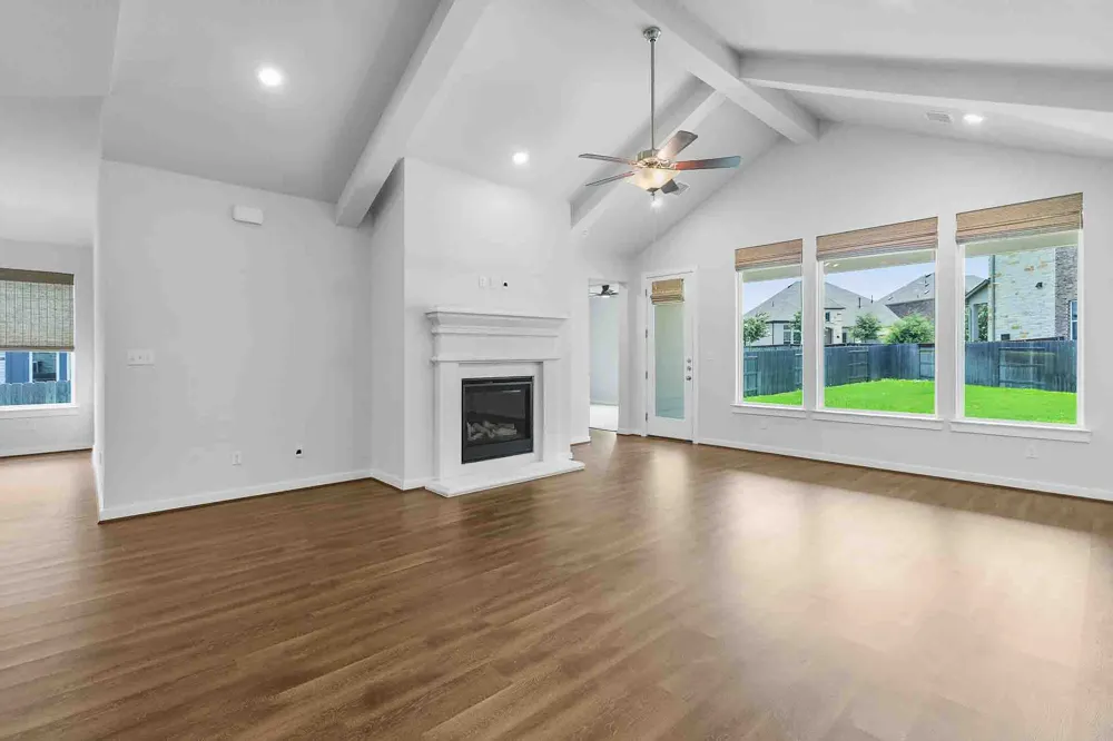 276 Washington Drive Kyle, TX 78640