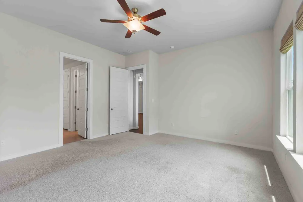 276 Washington Drive Kyle, TX 78640