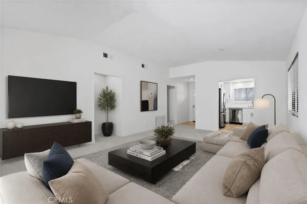 372 Villa Point Drive Newport Beach, CA 92660