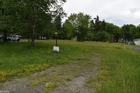 6372 Lapeer Road