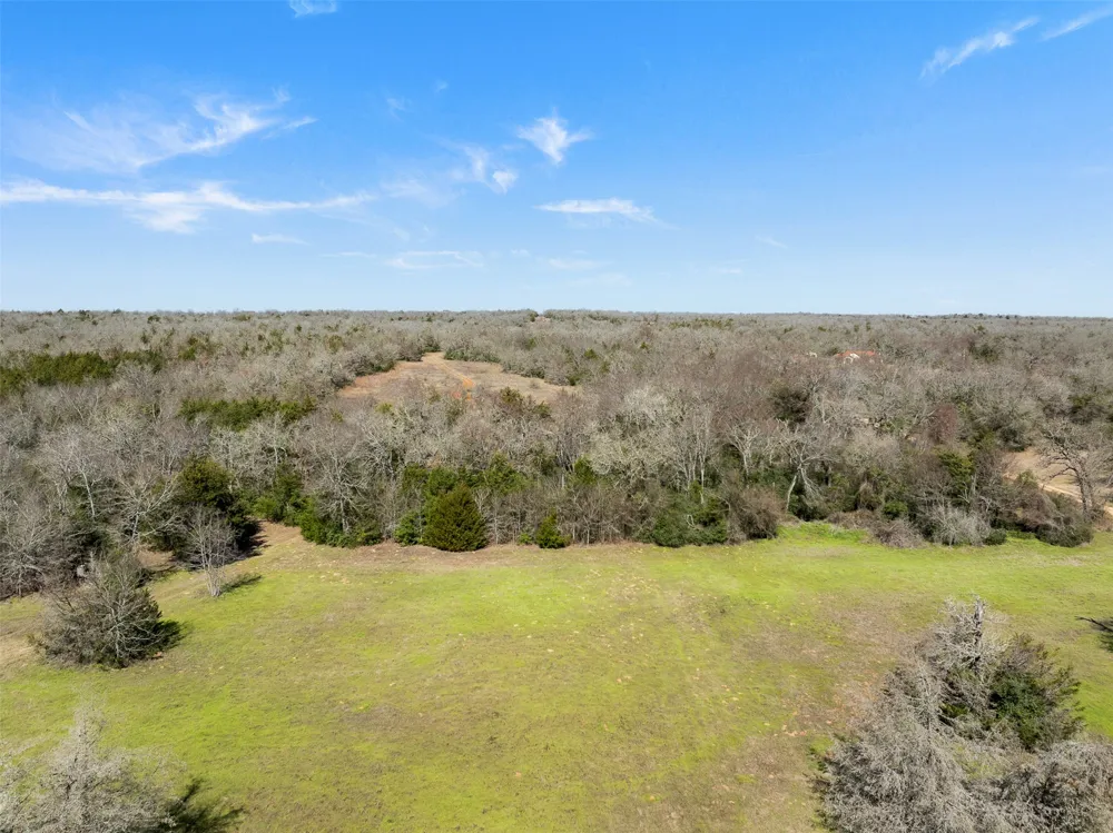 1949 County Road 347 Loop Gause, TX 77857