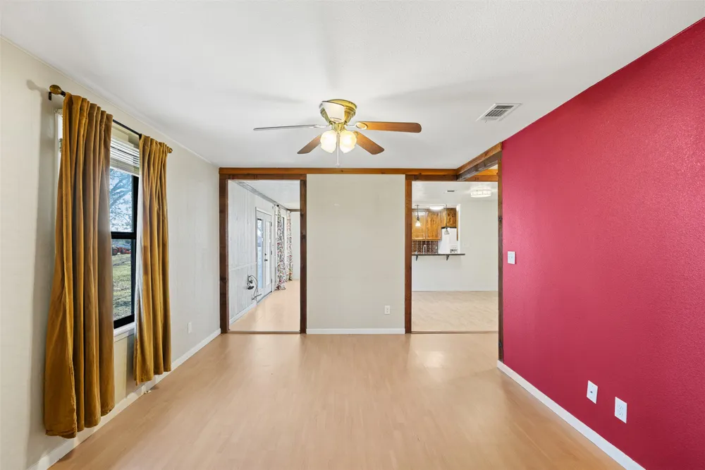 1949 County Road 347 Loop Gause, TX 77857