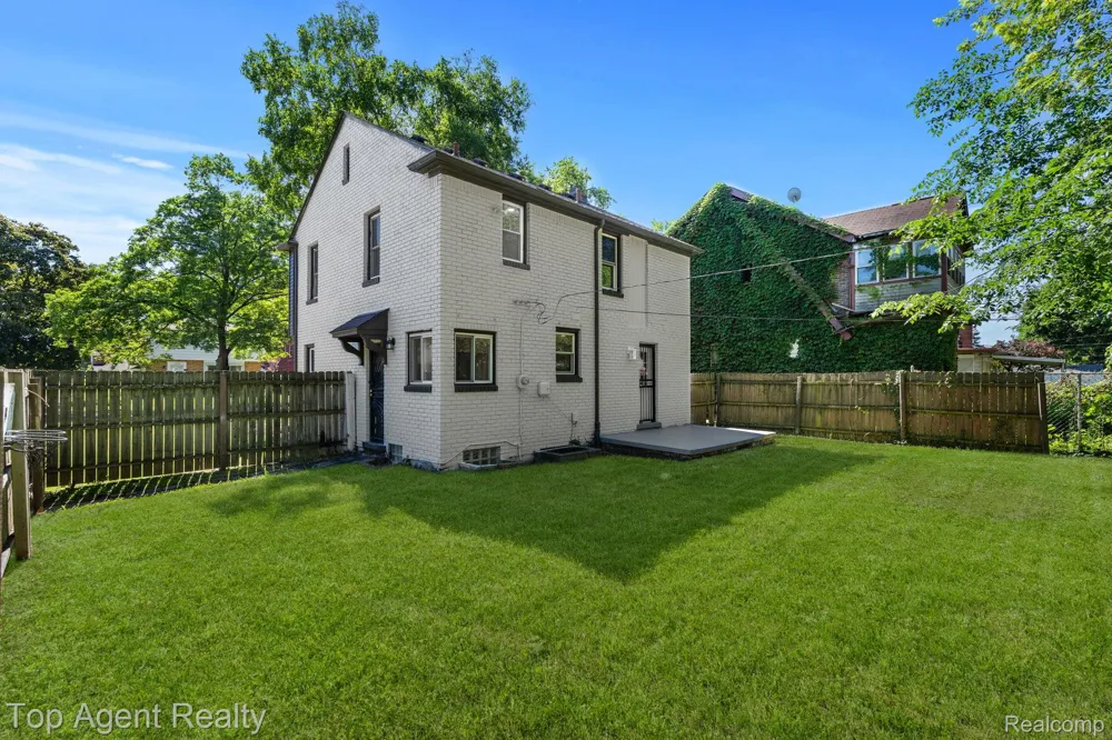 14257 Artesian Street Detroit City, MI 48223