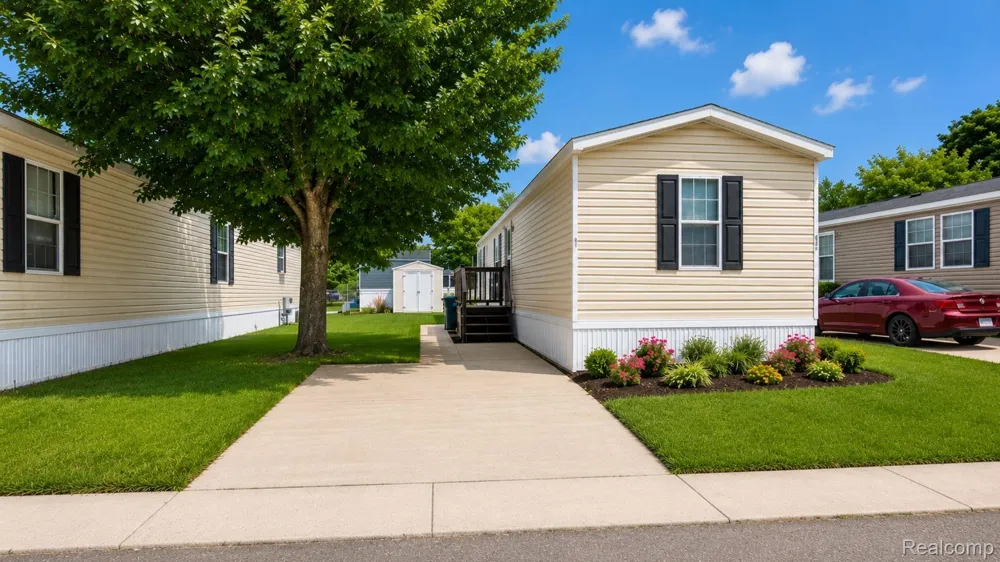 13318 Dixie Highway #174 Groveland Township, MI 48442