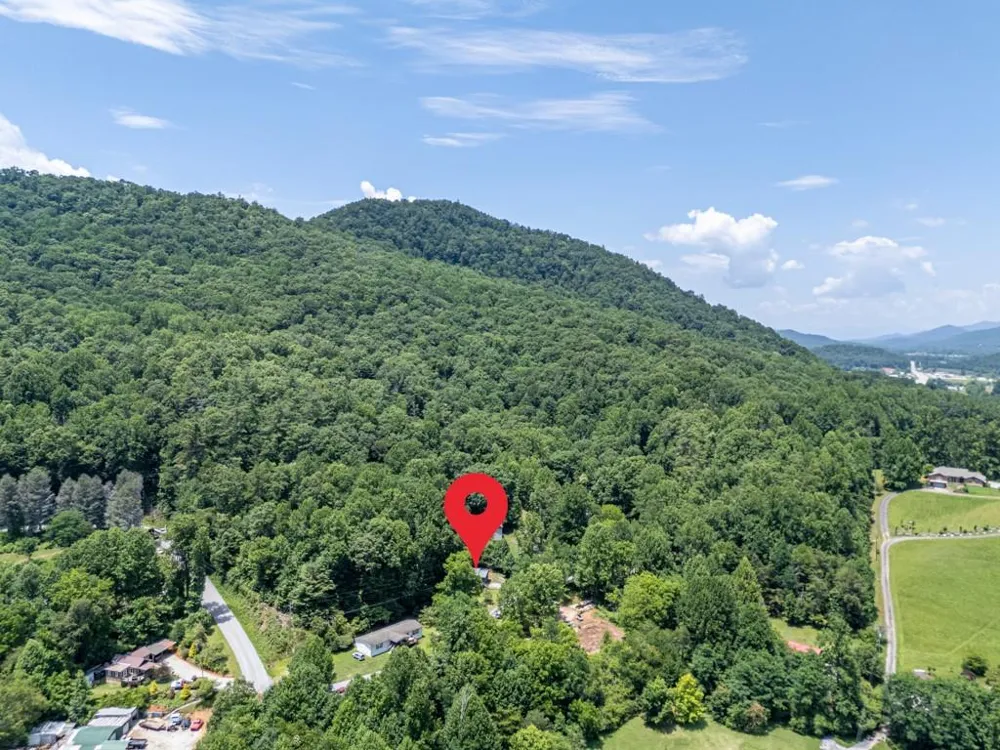 61 Rogers Cove Lane Clayton, GA 30525