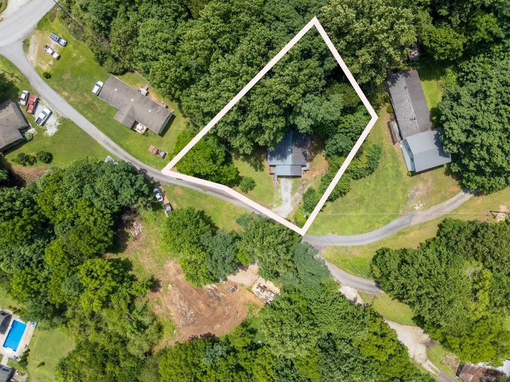 61 Rogers Cove Lane Clayton, GA 30525