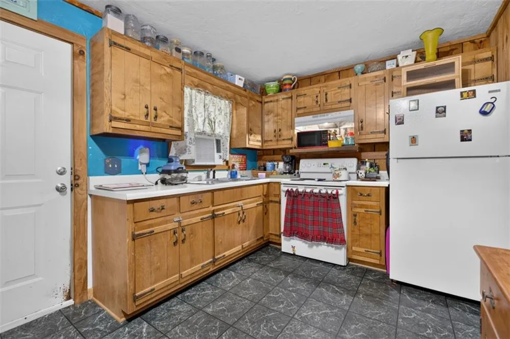 61 Rogers Cove Lane Clayton, GA 30525
