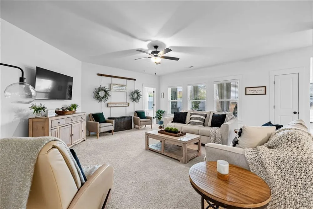 73 Oakhurst Trail Sharpsburg, GA 30277