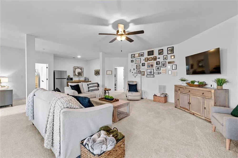 73 Oakhurst Trail Sharpsburg, GA 30277