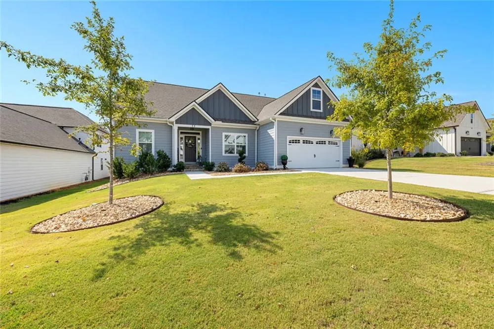 73 Oakhurst Trail Sharpsburg, GA 30277