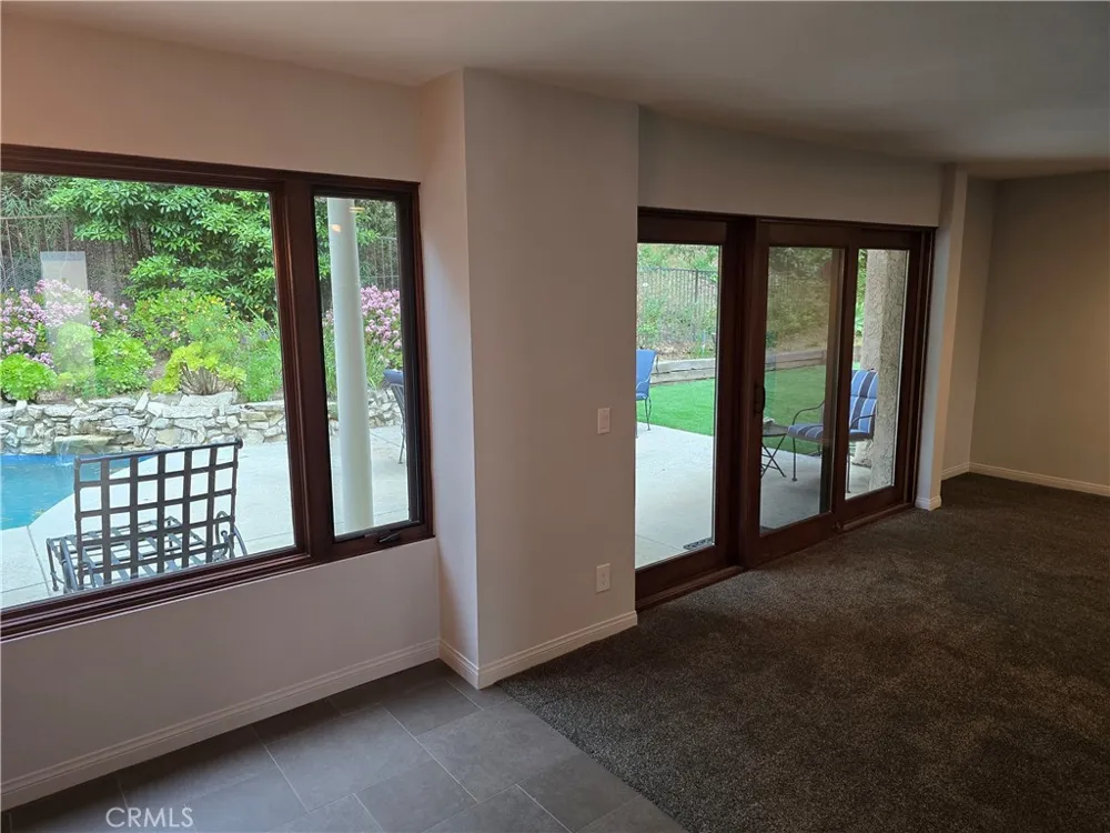 4249 Park Alisal Calabasas, CA 91302
