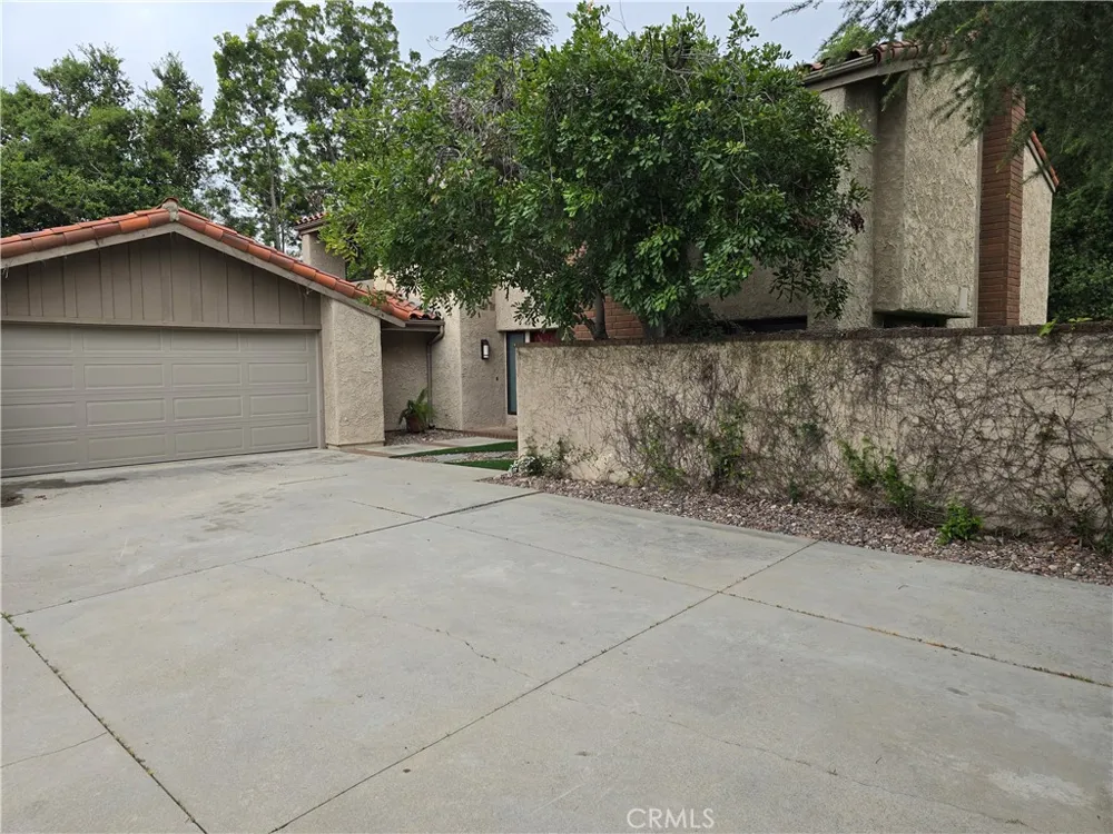 4249 Park Alisal Calabasas, CA 91302