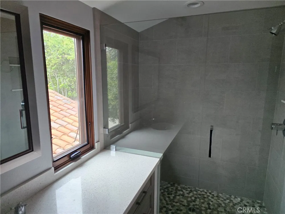 4249 Park Alisal Calabasas, CA 91302