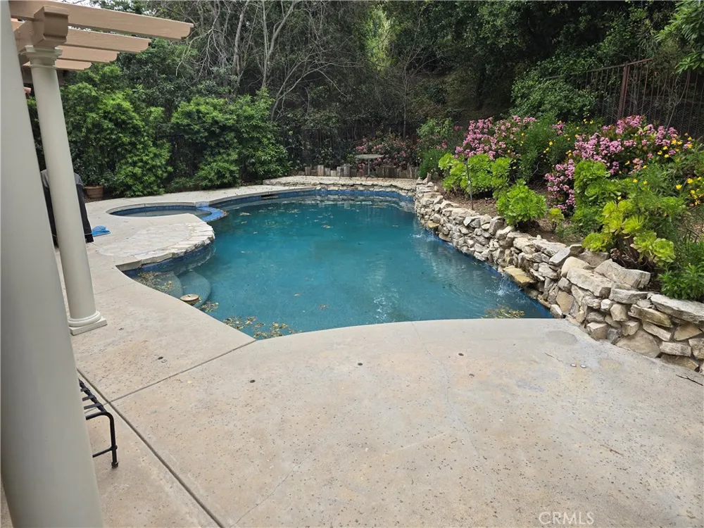 4249 Park Alisal Calabasas, CA 91302