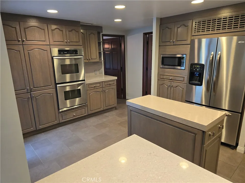 4249 Park Alisal Calabasas, CA 91302