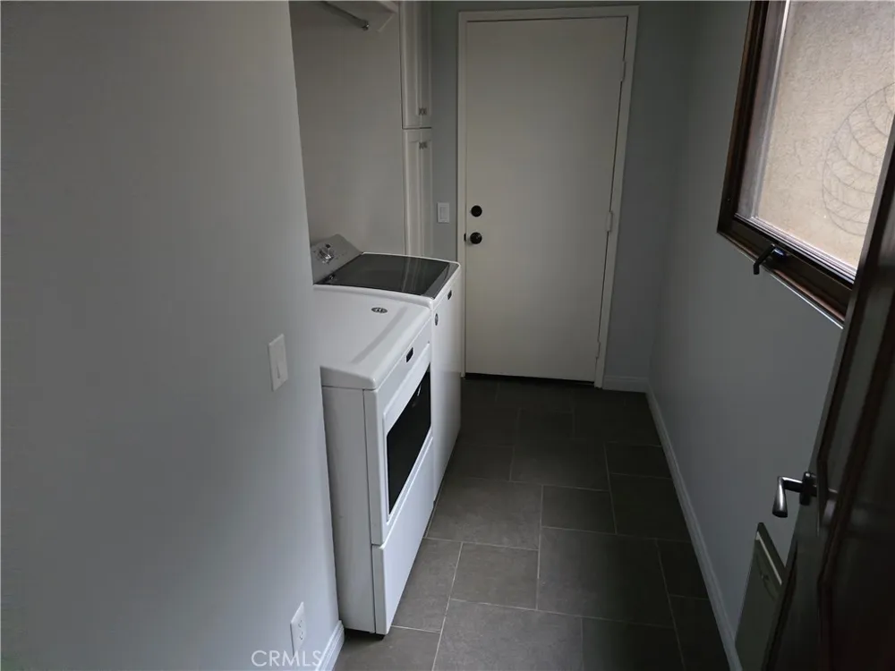 4249 Park Alisal Calabasas, CA 91302