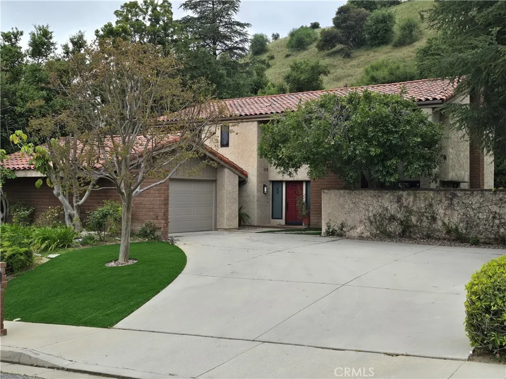 4249 Park Alisal Calabasas, CA 91302
