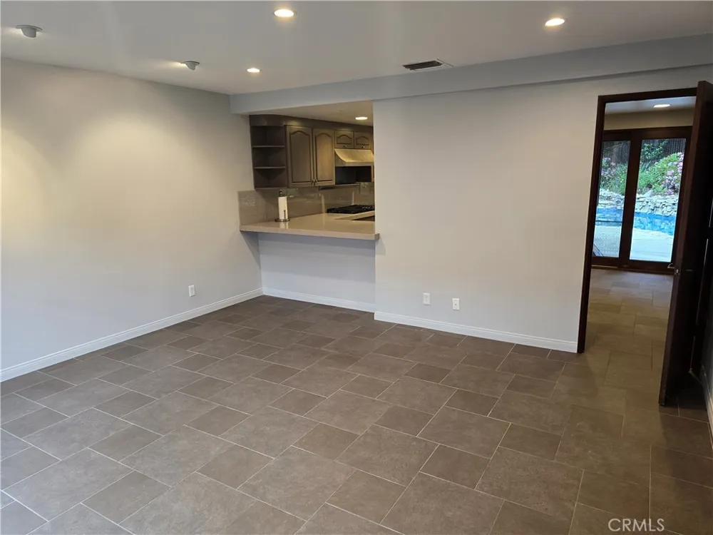 4249 Park Alisal Calabasas, CA 91302