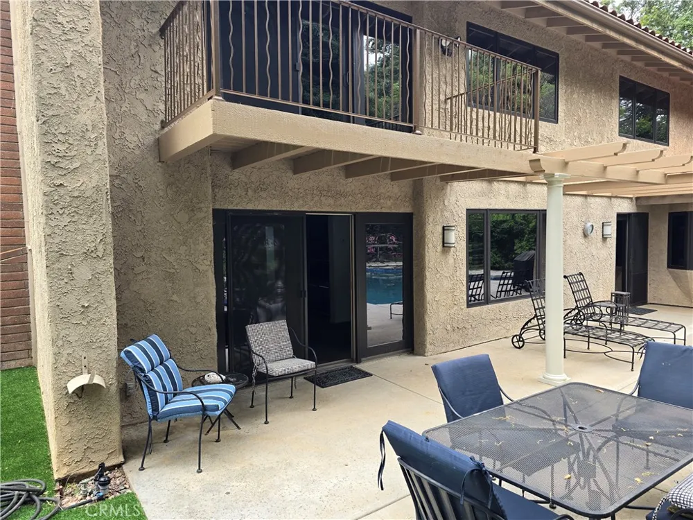 4249 Park Alisal Calabasas, CA 91302