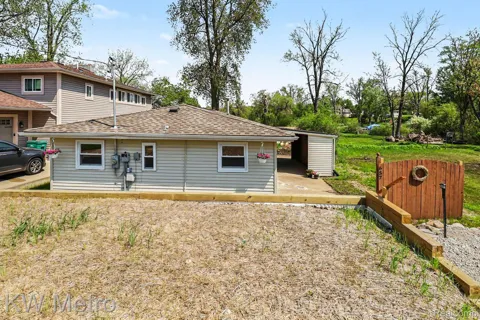 657 Dunleavy Drive