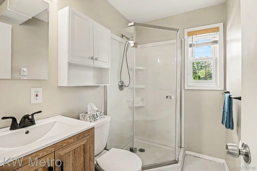 657 Dunleavy Drive Highland Charter Township, MI 48356
