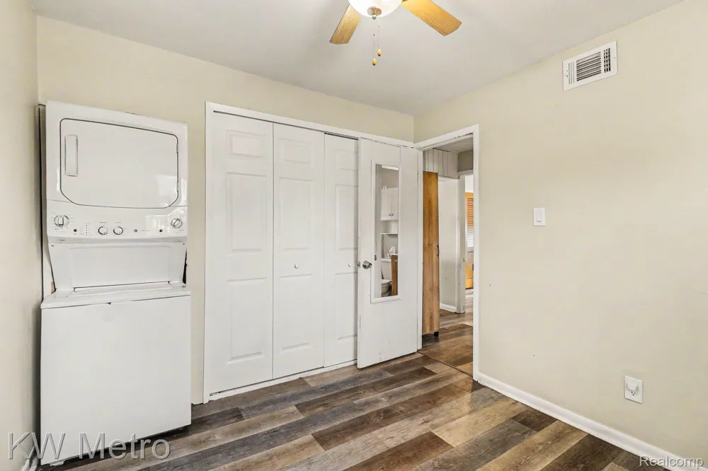 657 Dunleavy Drive Highland Charter Township, MI 48356