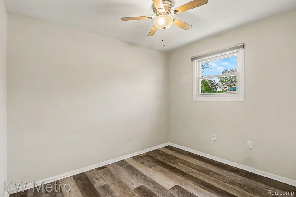 657 Dunleavy Drive Highland Charter Township, MI 48356