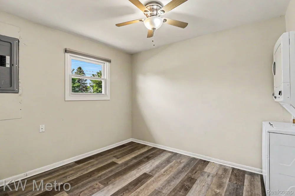 657 Dunleavy Drive Highland Charter Township, MI 48356