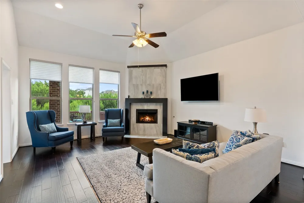 3400 Venezia View Leander, TX 78641