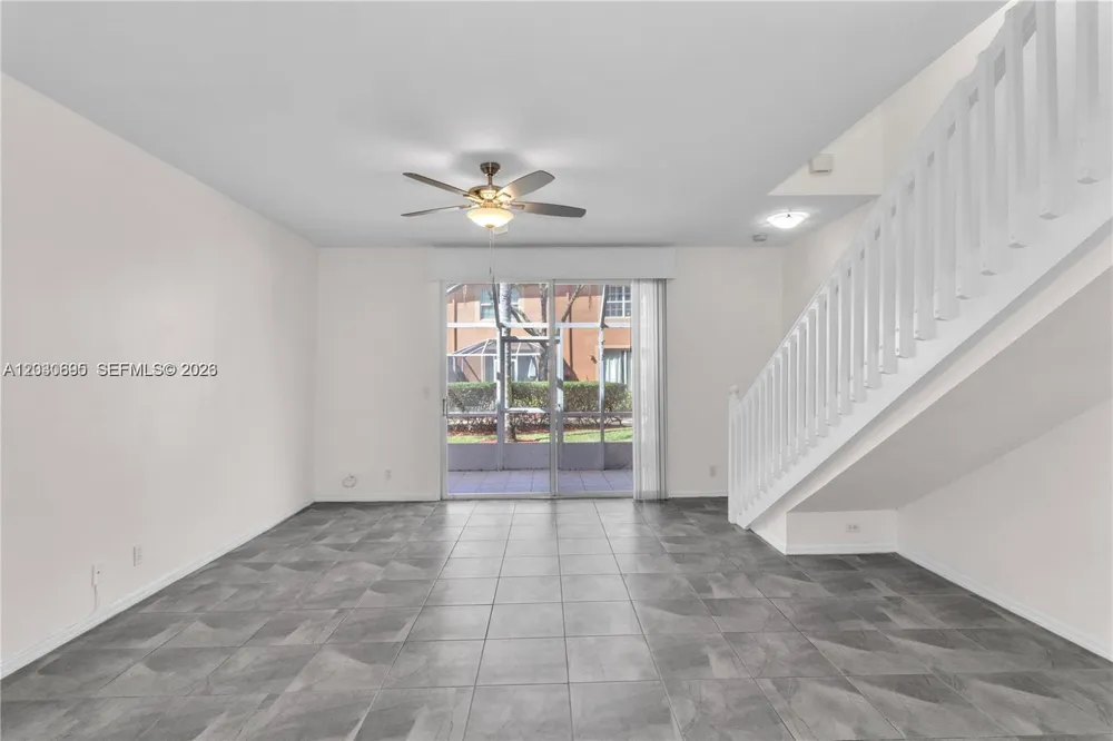 1393 Barcelona Way #4-26 Weston, FL 33327