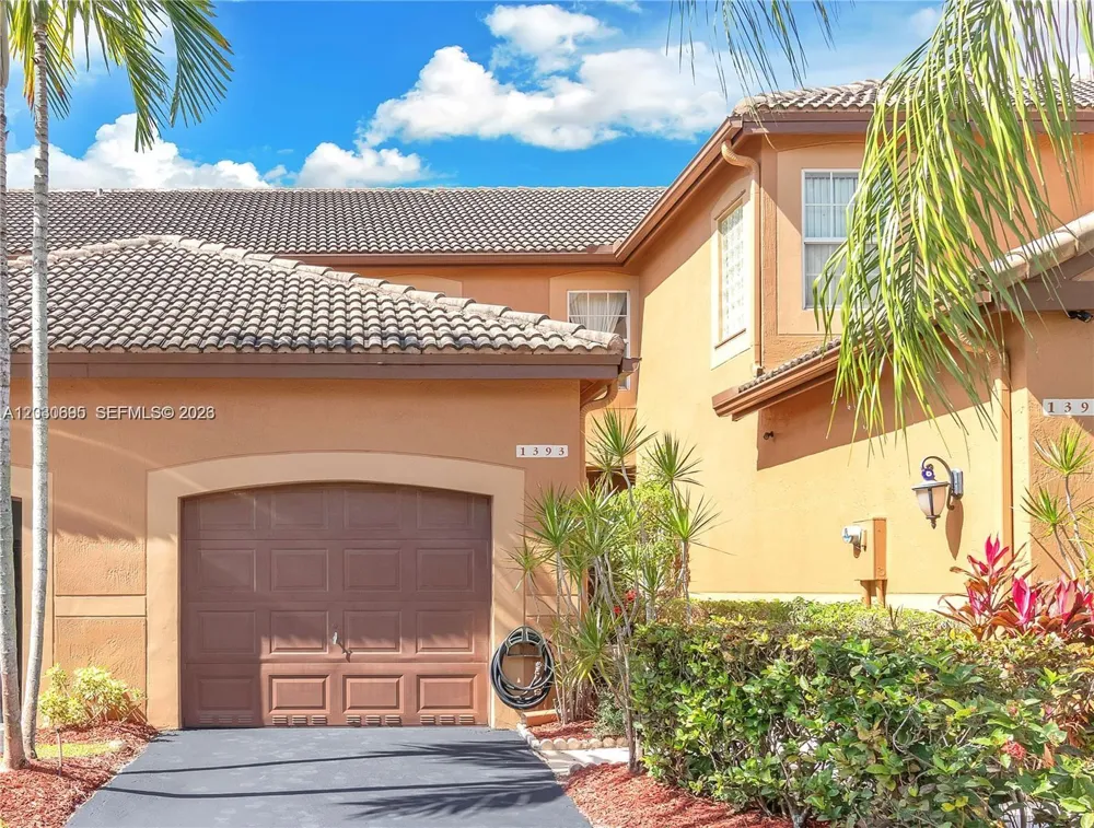 1393 Barcelona Way #4-26 Weston, FL 33327