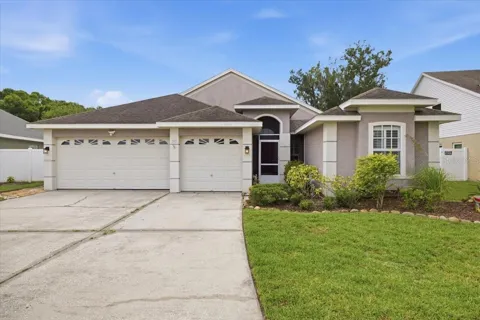 392 TAVERNIER CIRCLE