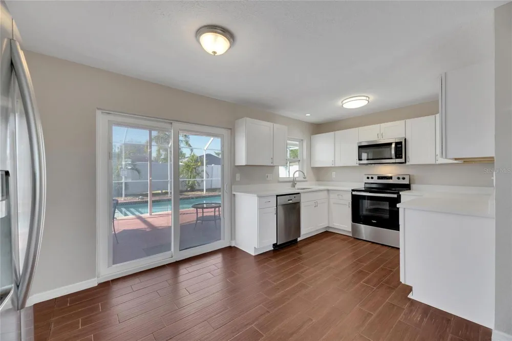412 FLAMINGO DRIVE Apollo Beach, FL 33572
