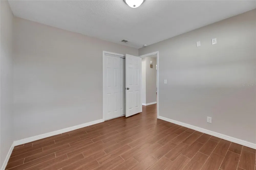 412 FLAMINGO DRIVE Apollo Beach, FL 33572