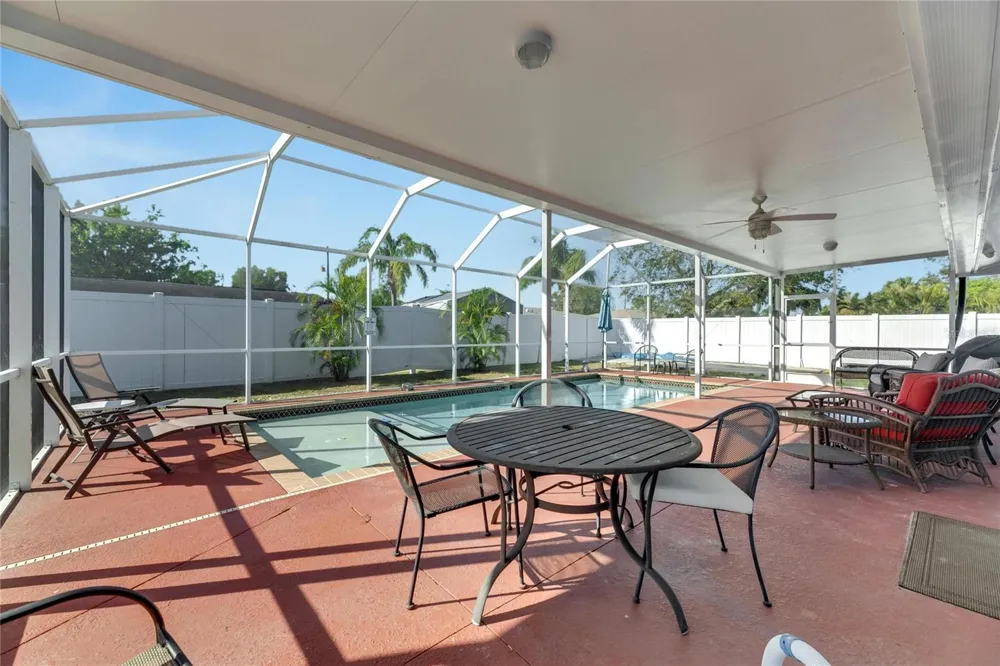 412 FLAMINGO DRIVE Apollo Beach, FL 33572