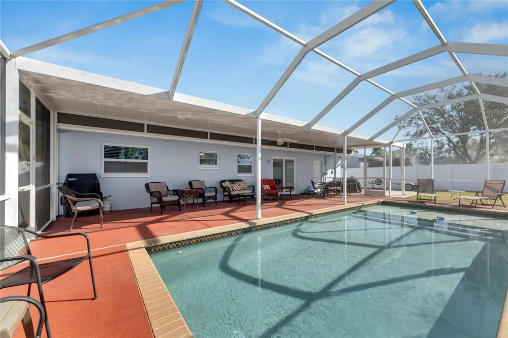 412 FLAMINGO DRIVE Apollo Beach, FL 33572