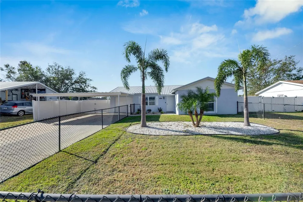 412 FLAMINGO DRIVE Apollo Beach, FL 33572
