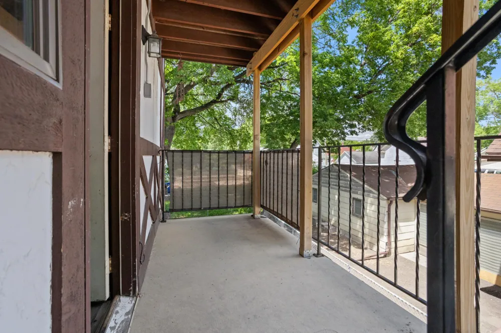 901 8th Avenue #201 Fargo, ND 58102