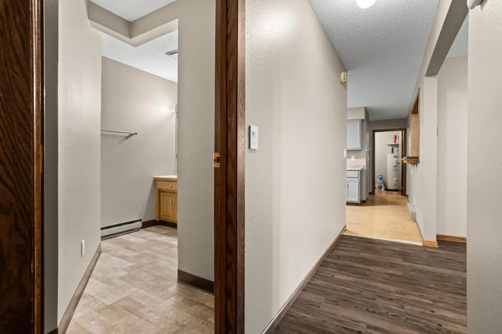 901 8th Avenue #201 Fargo, ND 58102