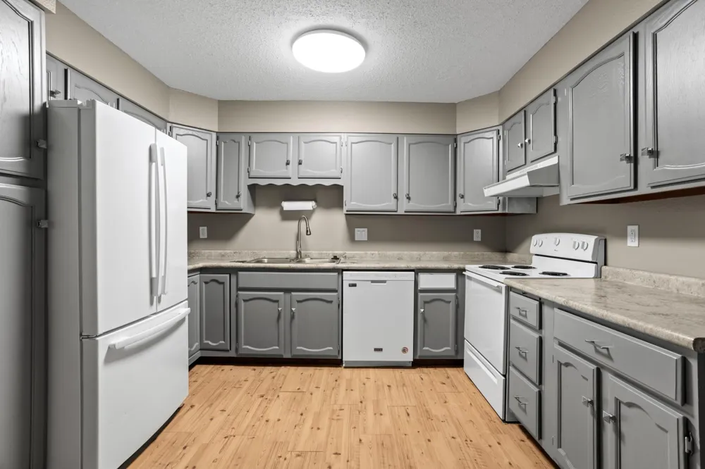 901 8th Avenue #201 Fargo, ND 58102