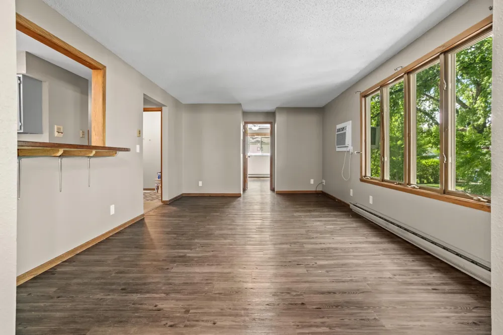 901 8th Avenue #201 Fargo, ND 58102