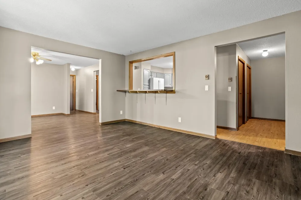 901 8th Avenue #201 Fargo, ND 58102