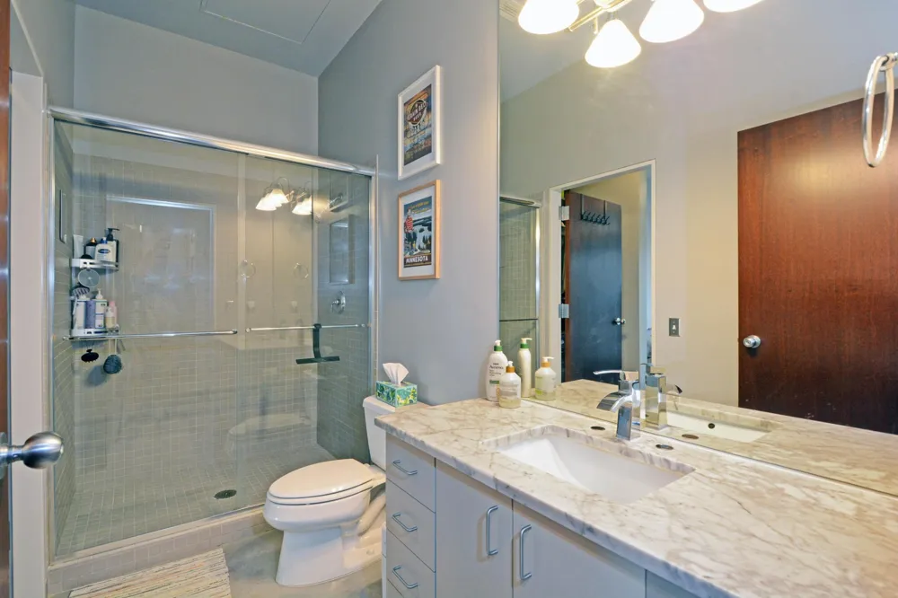 5601 Smetana Drive #305 Minnetonka, MN 55343