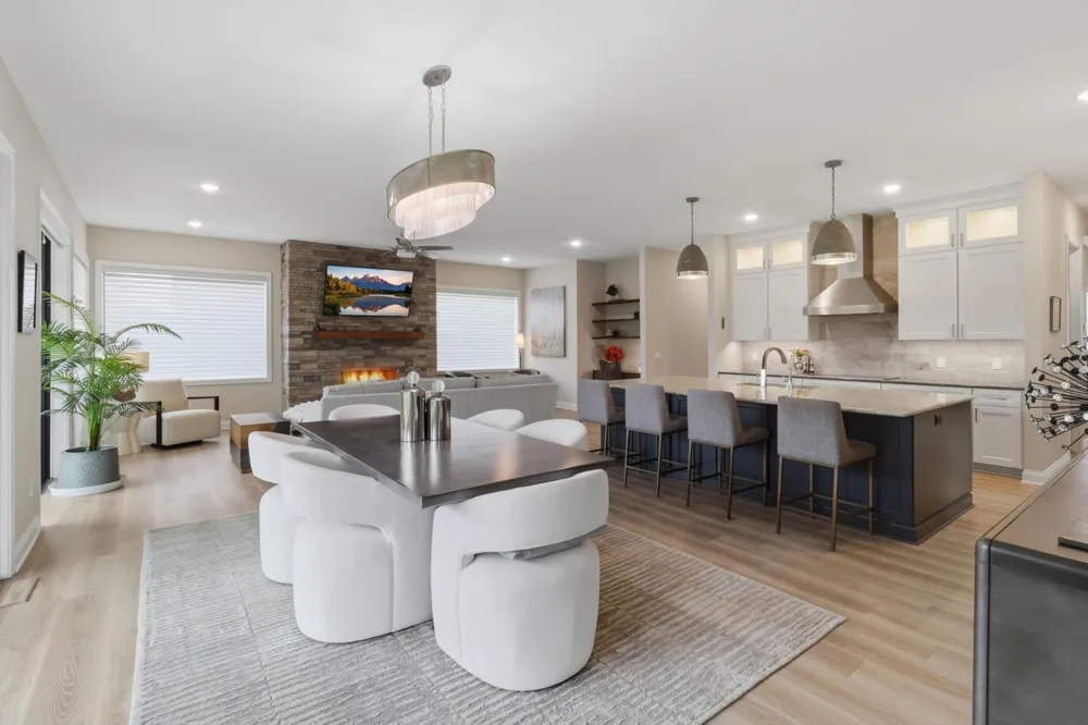 4829 Linden Cove Lane Savage, MN 55378